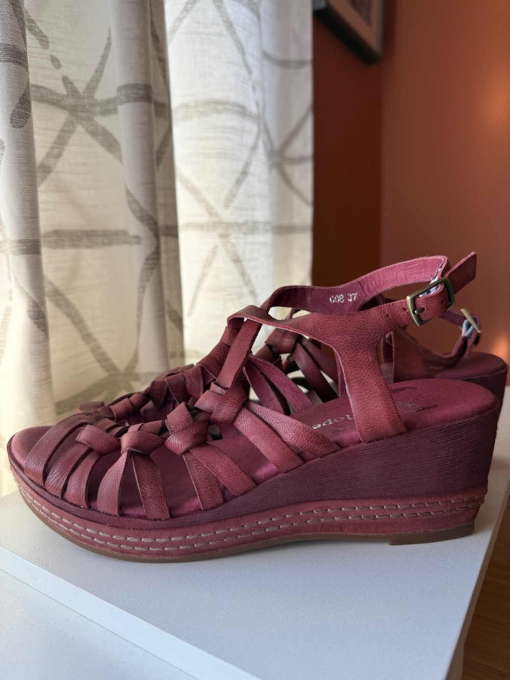 Antelope leather wedge sandals - size 37 (6.5)